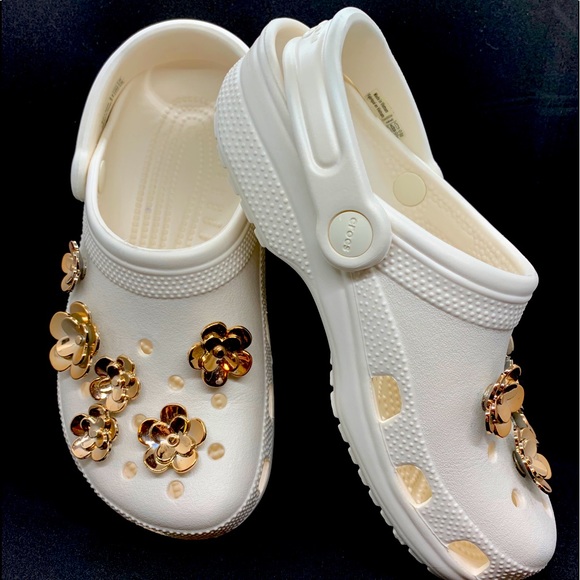 rose gold crocs womens